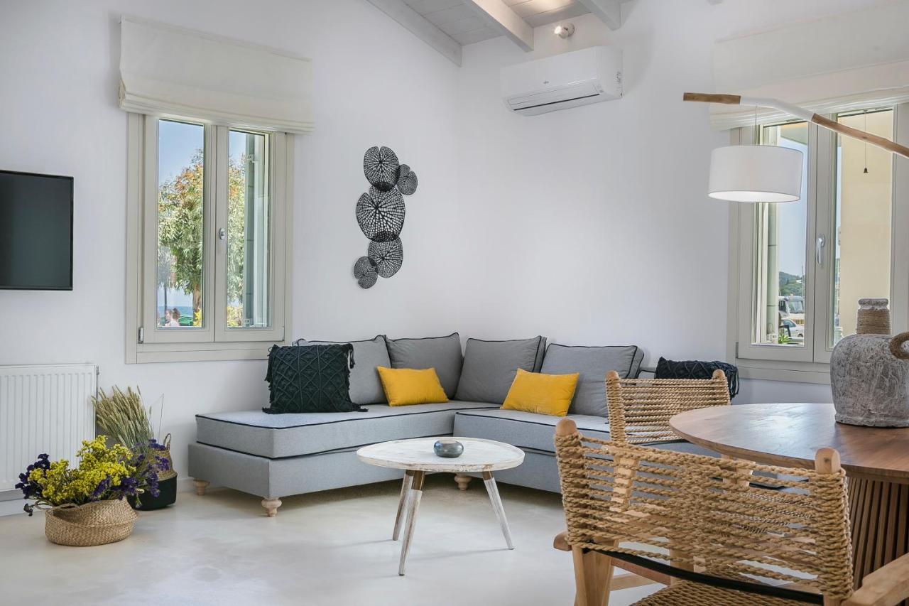 Olvio Living By The Sea Villa Sami  Ngoại thất bức ảnh